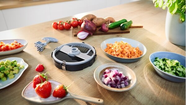 Bosch Siemens 17008294 Cube Cutter suitable for MUM kitchen machines