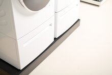 Siemens Bosch 17005339 Verhoger voor drogers met voorlade (uittrekfunctie)